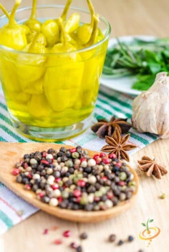 Pepper (Hot) - Pepperoncini 🔥 -Speed now 700xshutterstock 151709159